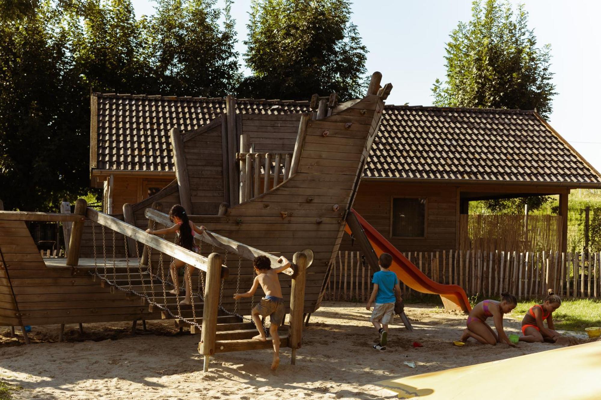 Luxury Lake Lodge Alphen  Bagian luar foto