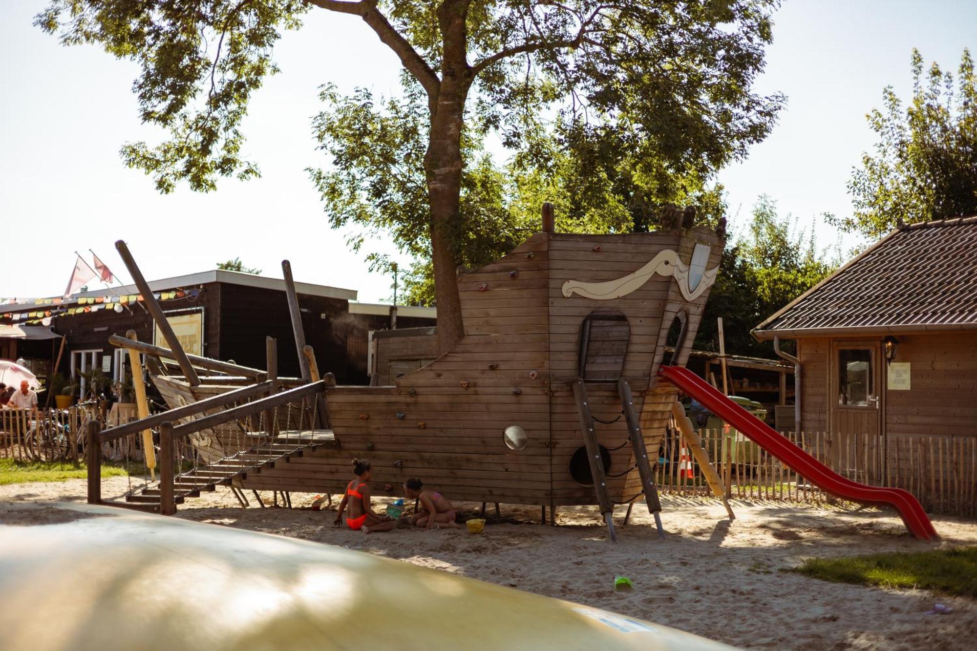 Luxury Lake Lodge Alphen  Bagian luar foto
